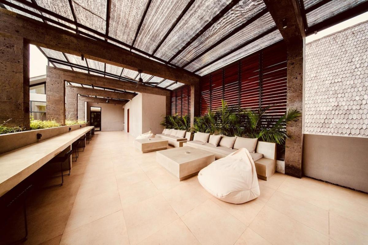Thehub Pererenan Coworking, Pool And Rooftop Canggu Extérieur photo