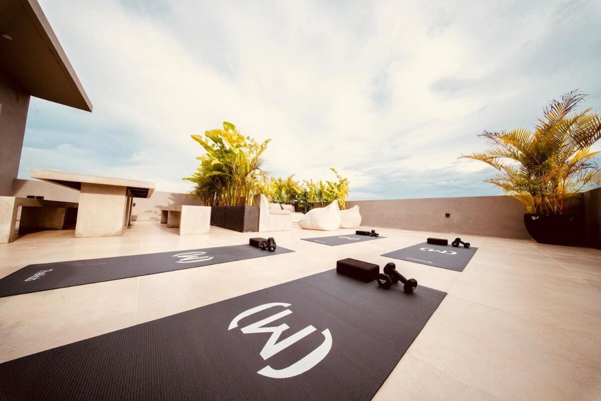 Thehub Pererenan Coworking, Pool And Rooftop Canggu Extérieur photo