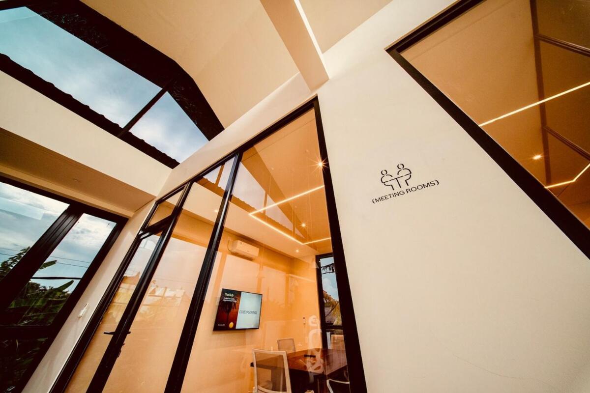 Thehub Pererenan Coworking, Pool And Rooftop Canggu Extérieur photo